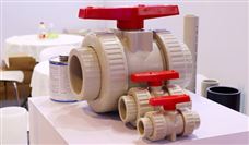 陕汽重卡扩能基地亮相，加快推动汽车产业集