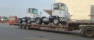 发车！徐工港口机械奔赴“东方之珠”(图2)