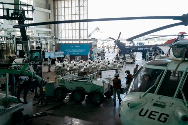 《流浪地球2》中的自主跟随机器人首次登台亮相(图3)