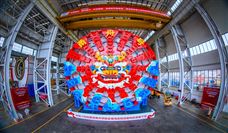 超大直径盾构机“甬舟号”下线 将用于世界最长海底高铁隧道建设 - 恒通能机械资讯