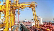 国内首台！山东港口青岛港实现进口输油臂智能对接 - 恒通能机械资讯