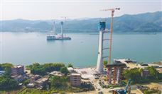 世界最大跨径的三塔空间缆地锚式悬索桥北塔