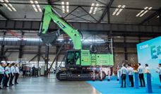 全球首台！徐工“青山绿”矿用混动挖掘机荣耀下线 - 恒通能机械资讯