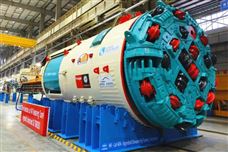 国产首台出口瑞士新型双护盾硬岩掘进机(TBM)始发 - 恒通能机械资讯