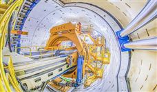 打破世界纪录！中国高铁盾构隧道抵达海底1