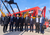 徐念沙会长到bauma 2025参观调研(图11)