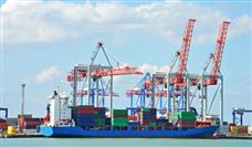 变幅式打桩船“二航长青”轮启航：桩架高1